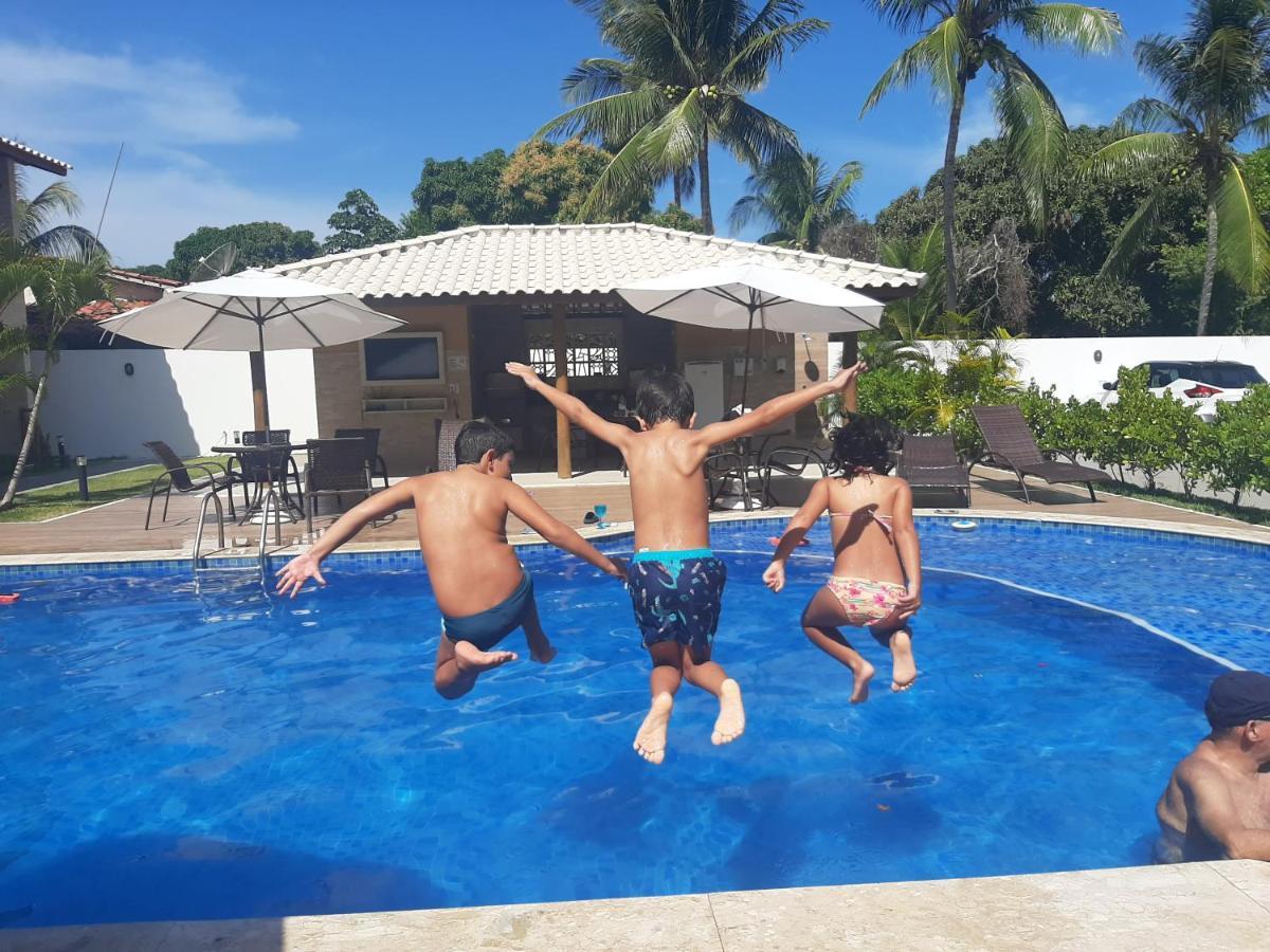 Village Em Guarajuba Bagian luar foto