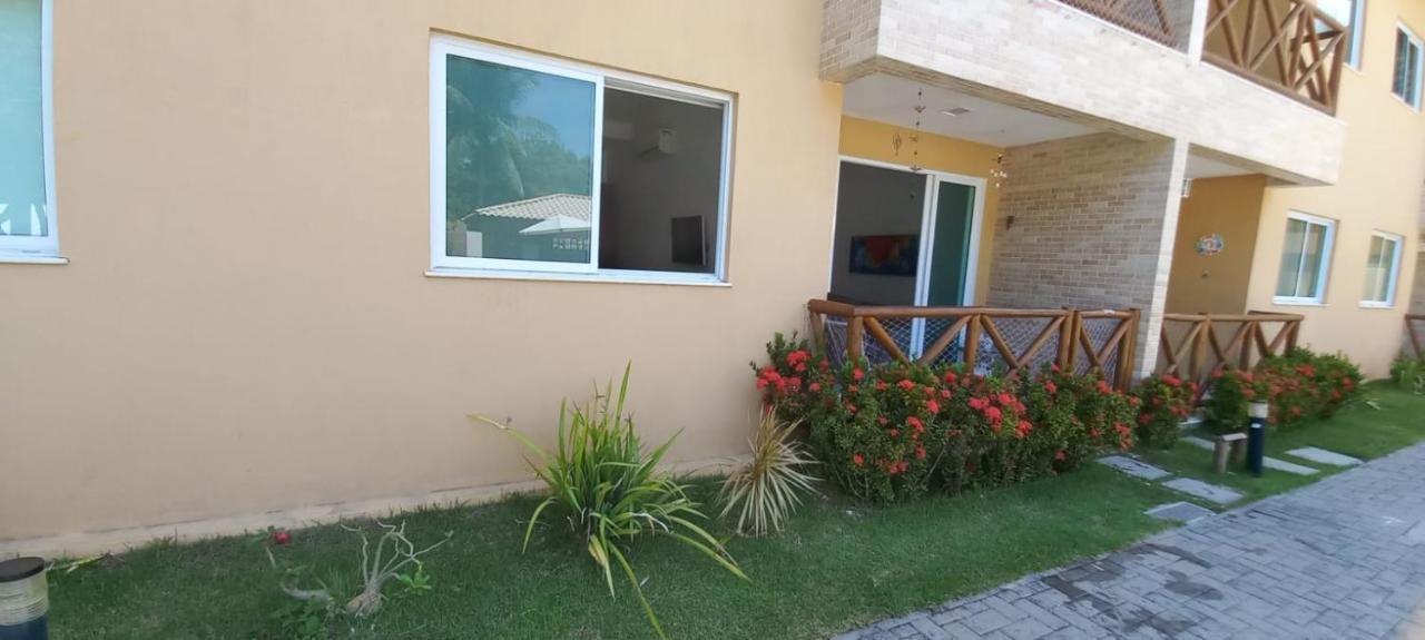 Village Em Guarajuba Bagian luar foto